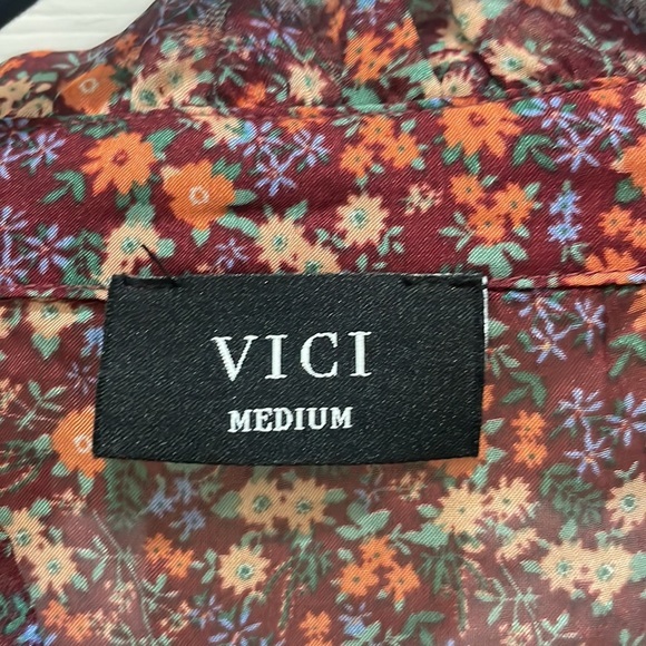 Vici Floral Blouse - Picture 8 of 11